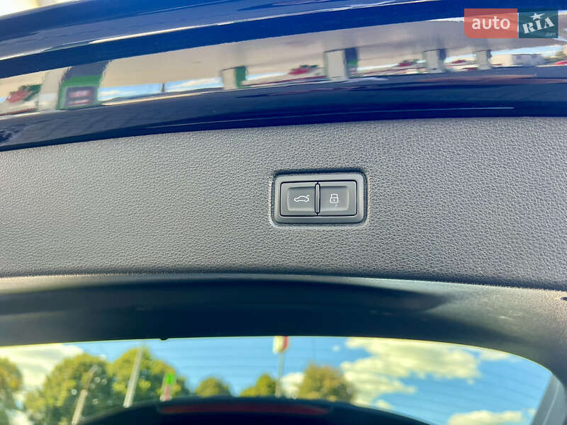 Позашляховик / Кросовер Audi Q7 2018 в Житомирі