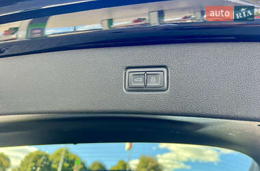 Внедорожник / Кроссовер Audi Q7 2018 в 
