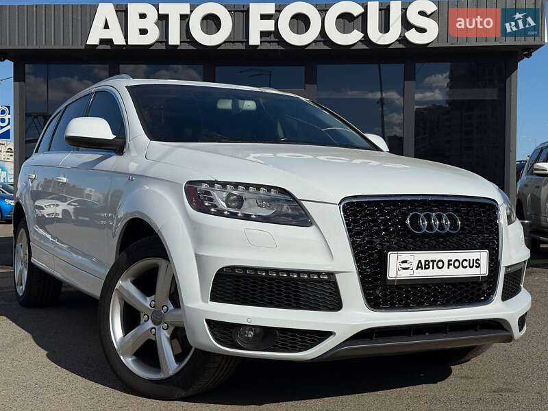Внедорожник / Кроссовер Audi Q7 2013 в Киеве