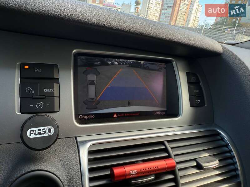 Внедорожник / Кроссовер Audi Q7 2013 в Киеве