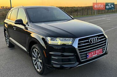 Позашляховик / Кросовер Audi Q7 2016 в 