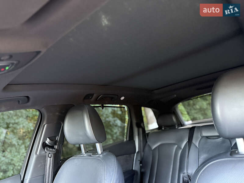 Позашляховик / Кросовер Audi Q7 2016 в Чернівцях