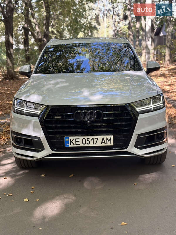 Внедорожник / Кроссовер Audi Q7 2018 в Днепре фото 3 Внедорожник / Кроссовер Audi Q7 2018 в Днепре