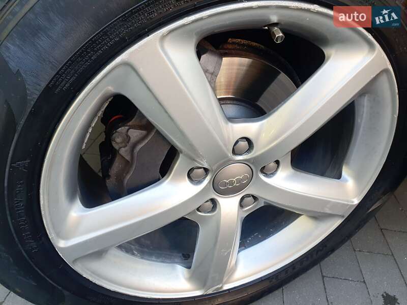Позашляховик / Кросовер Audi Q7 2010 в Вінниці