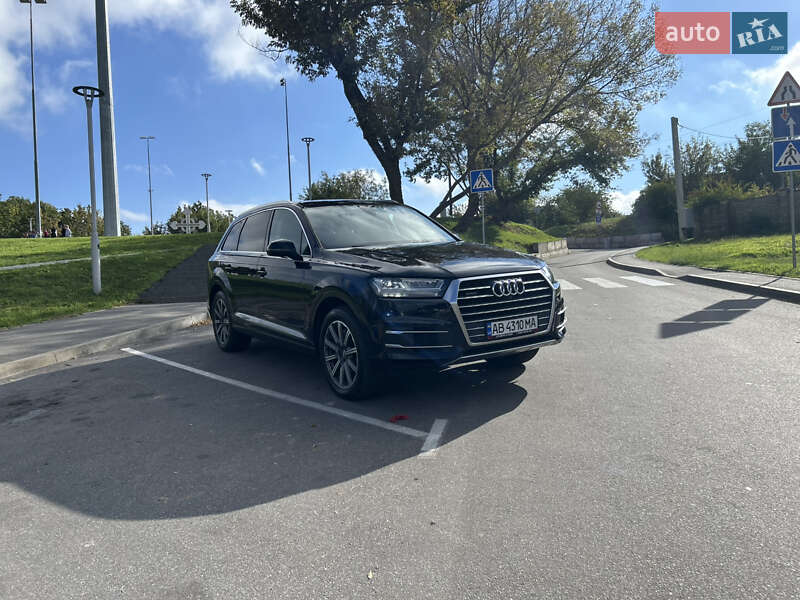 Позашляховик / Кросовер Audi Q7 2016 в Вінниці