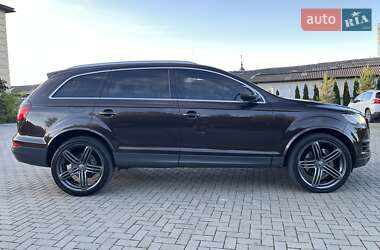 Внедорожник / Кроссовер Audi Q7 2011 в 