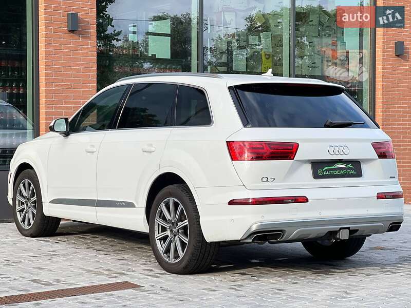 Внедорожник / Кроссовер Audi Q7 2018 в Киеве
