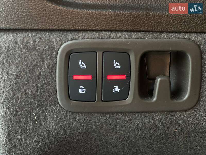 Внедорожник / Кроссовер Audi Q7 2018 в Киеве