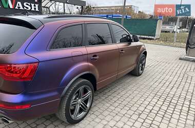 Позашляховик / Кросовер Audi Q7 2013 в 