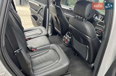 Позашляховик / Кросовер Audi Q7 2013 в 