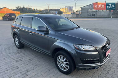 Позашляховик / Кросовер Audi Q7 2014 в 