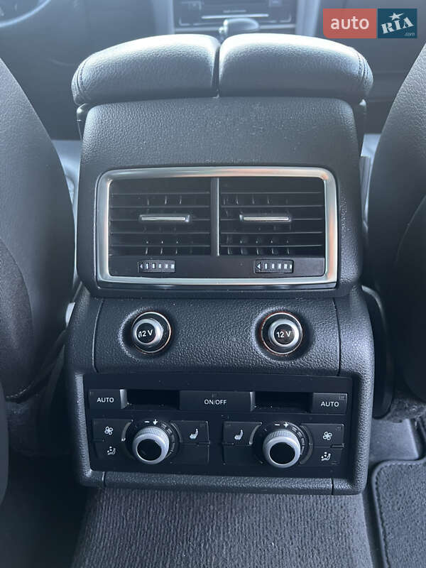 Внедорожник / Кроссовер Audi Q7 2014 в Нововолынске