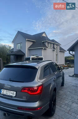 Позашляховик / Кросовер Audi Q7 2013 в 