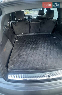 Позашляховик / Кросовер Audi Q7 2013 в 