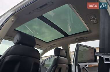 Внедорожник / Кроссовер Audi Q7 2015 в 