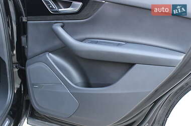 Позашляховик / Кросовер Audi Q7 2016 в 