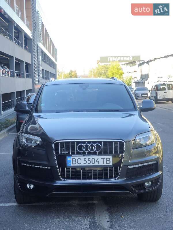 Позашляховик / Кросовер Audi Q7 2015 в Львові