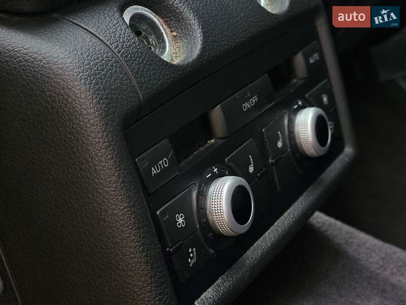 Позашляховик / Кросовер Audi Q7 2015 в Львові