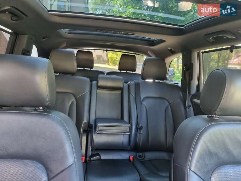 Позашляховик / Кросовер Audi Q7 2015 в Львові