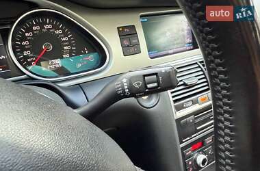 Внедорожник / Кроссовер Audi Q7 2014 в 