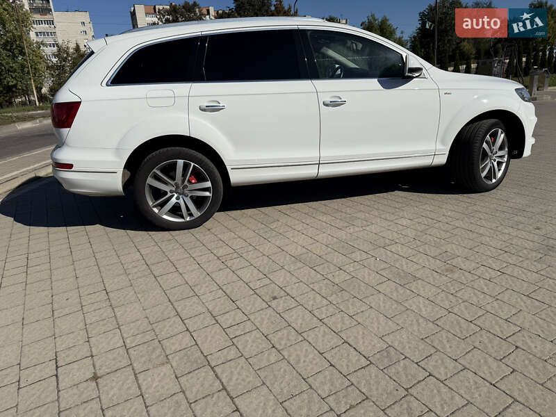 Позашляховик / Кросовер Audi Q7 2011 в Дрогобичі