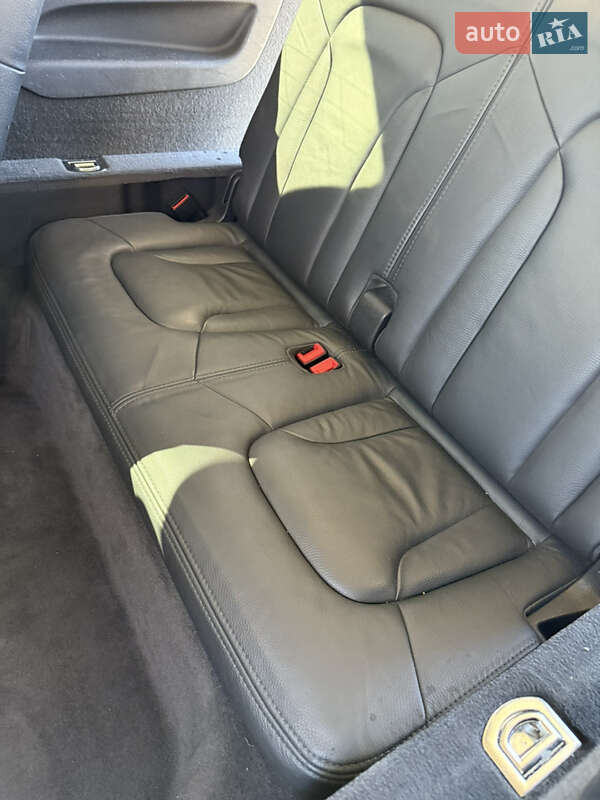 Позашляховик / Кросовер Audi Q7 2011 в Дрогобичі