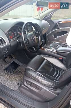 Позашляховик / Кросовер Audi Q7 2007 в 