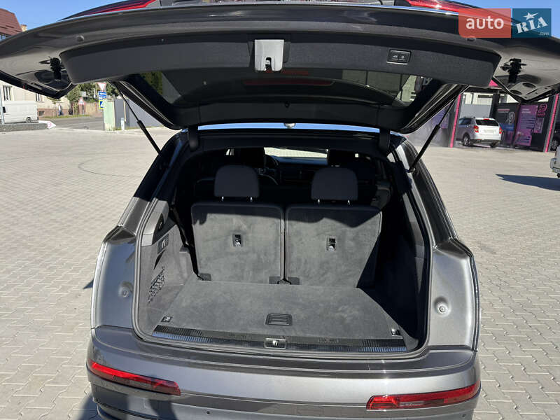 Позашляховик / Кросовер Audi Q7 2020 в Львові