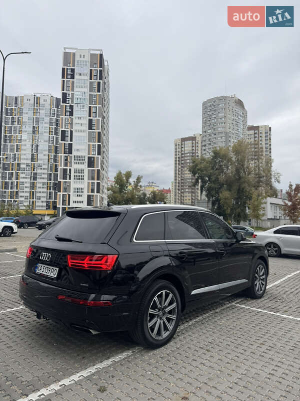 Внедорожник / Кроссовер Audi Q7 2018 в Киеве