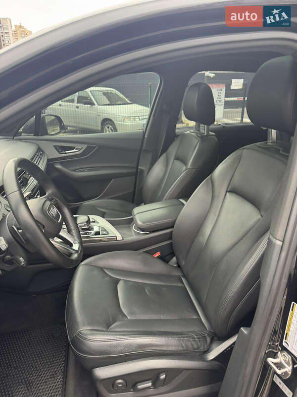 Внедорожник / Кроссовер Audi Q7 2018 в Киеве