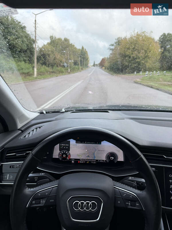 Внедорожник / Кроссовер Audi Q7 2020 в Киеве