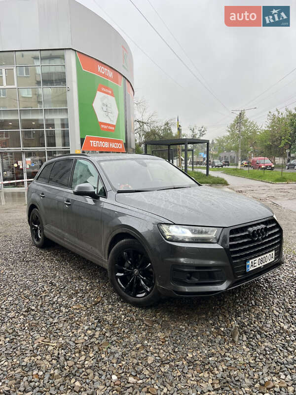 Audi Q7 2016