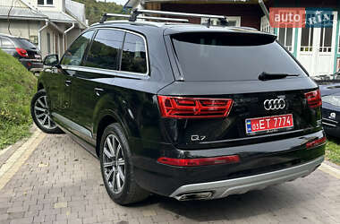 Внедорожник / Кроссовер Audi Q7 2017 в 