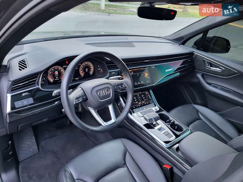 Внедорожник / Кроссовер Audi Q7 2021 в Запорожье