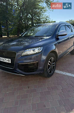 Внедорожник / Кроссовер Audi Q7 2010 в 
