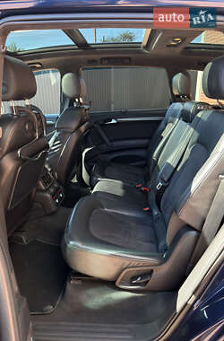 Внедорожник / Кроссовер Audi Q7 2010 в 