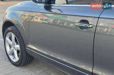 Внедорожник / Кроссовер Audi Q7 2014 в 