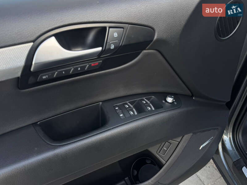 Позашляховик / Кросовер Audi Q7 2014 в Ковелі