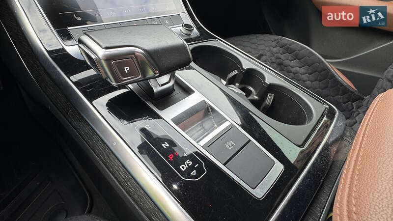 Позашляховик / Кросовер Audi Q7 2020 в Львові