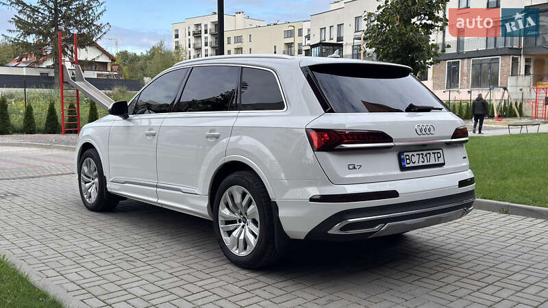 Позашляховик / Кросовер Audi Q7 2020 в Львові