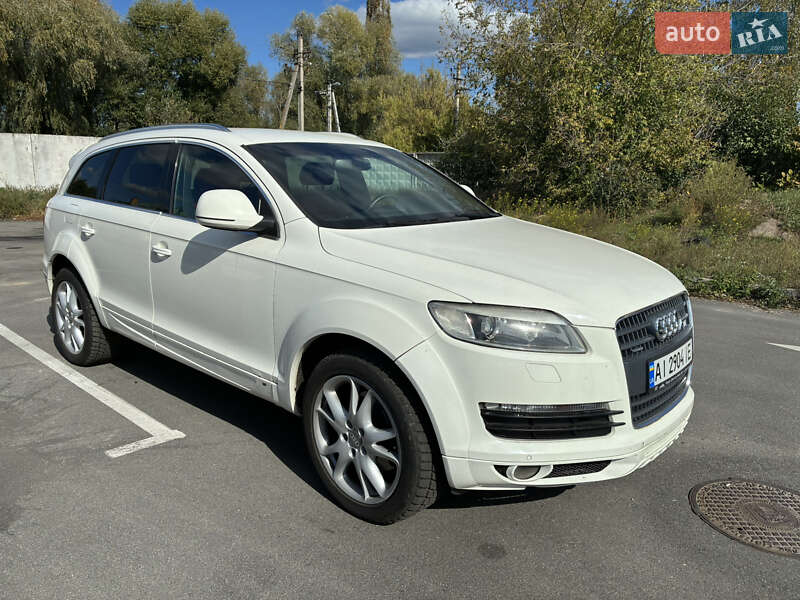 Позашляховик / Кросовер Audi Q7 2008 в Києві