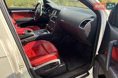 Позашляховик / Кросовер Audi Q7 2008 в 