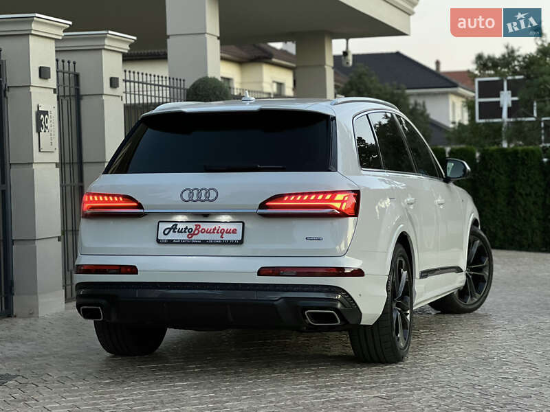 Внедорожник / Кроссовер Audi Q7 2025 в Одессе