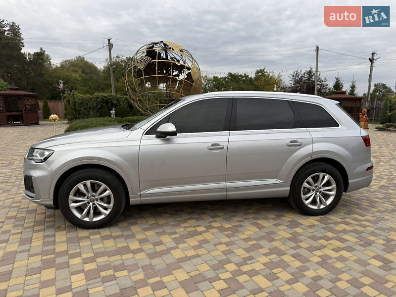 Позашляховик / Кросовер Audi Q7 2017 в Полтаві
