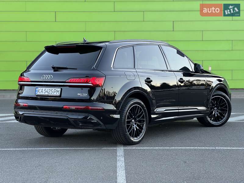 Внедорожник / Кроссовер Audi Q7 2020 в Киеве