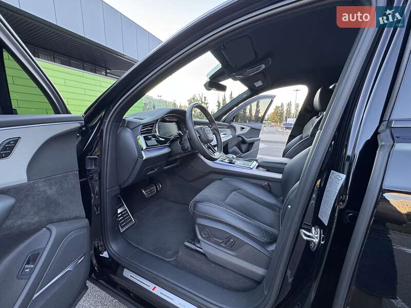 Внедорожник / Кроссовер Audi Q7 2020 в Киеве