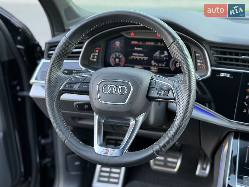 Внедорожник / Кроссовер Audi Q7 2020 в Киеве