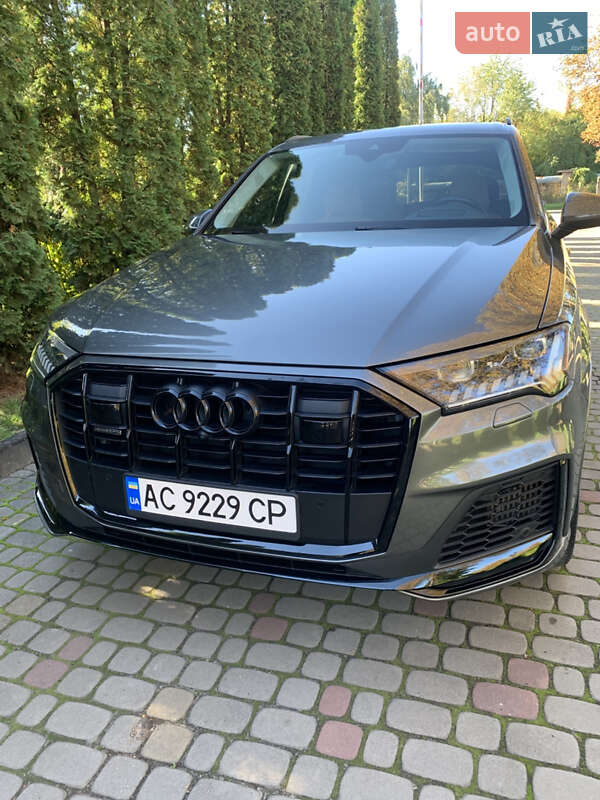 Внедорожник / Кроссовер Audi Q7 2020 в Луцке