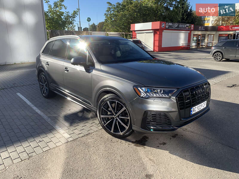 Внедорожник / Кроссовер Audi Q7 2020 в Луцке