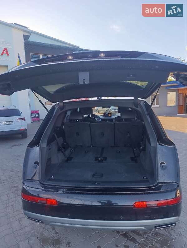 Позашляховик / Кросовер Audi Q7 2016 в Володимирі фото 3 Позашляховик / Кросовер Audi Q7 2016 в Володимирі